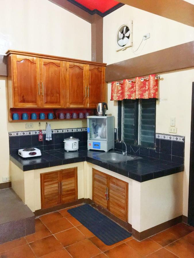 Vila Fully Ac 3Br House For 8Pax Near Airport And Sm With 100Mbps Wifi Puerto Princesa Exteriér fotografie